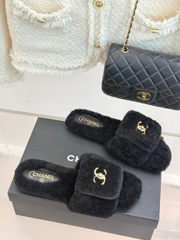 Chanel 25 Buckle Flip-up Thick-soled Slippers Black Wool 465380