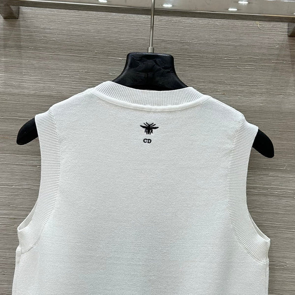 CD 25 Snake Embroidery Knitted Vest Top White Tencel Wool