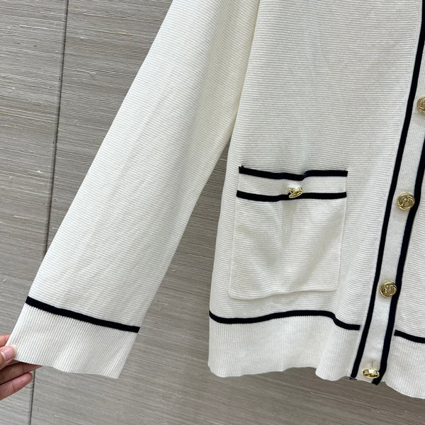 Gucci 25 V-neck Long Knitted Cardigan White Wool