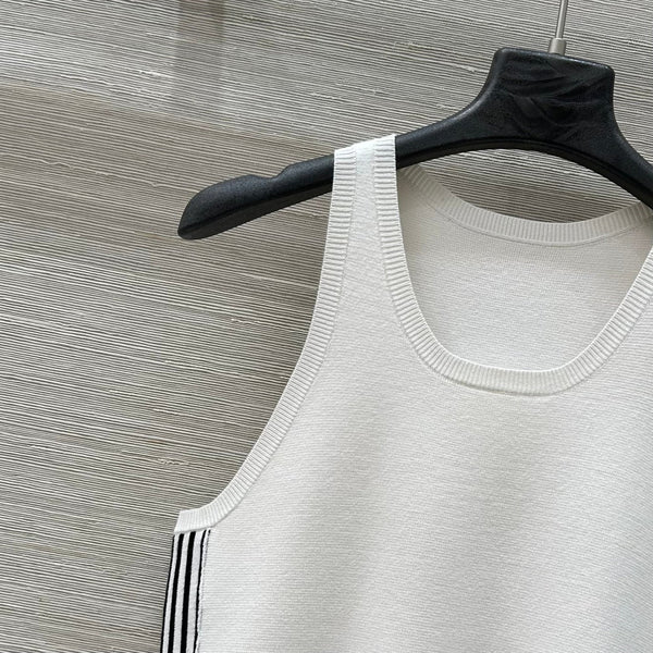 CD 25 Embroidery Knitted Vest Top White Polyester Cotton