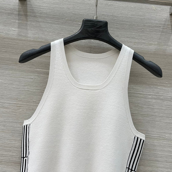 CD 25 Embroidery Knitted Vest Top White Polyester Cotton