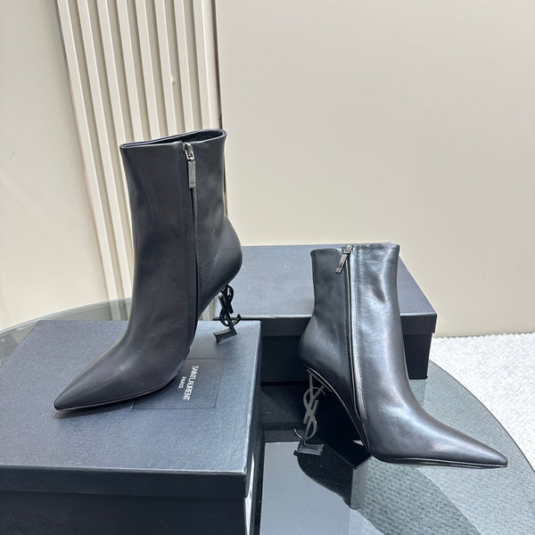 SL OPYUM HEELED BOOT BLACK CALFSKIN