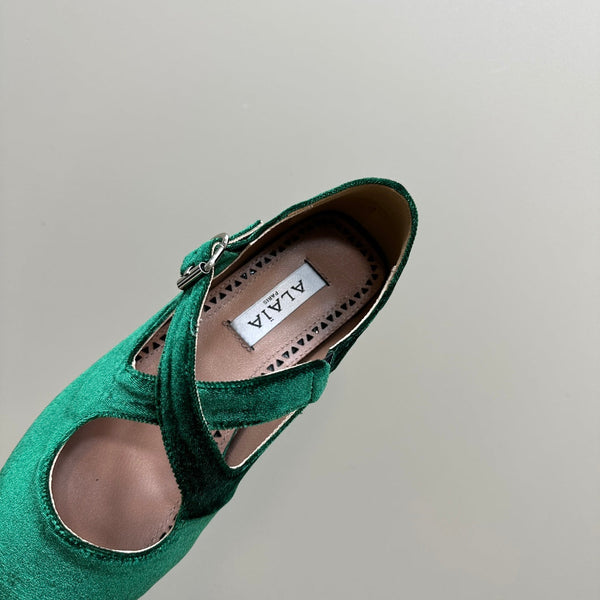 Alaila Criss Cross Ballet Flats In Dark Green Velvet 920787