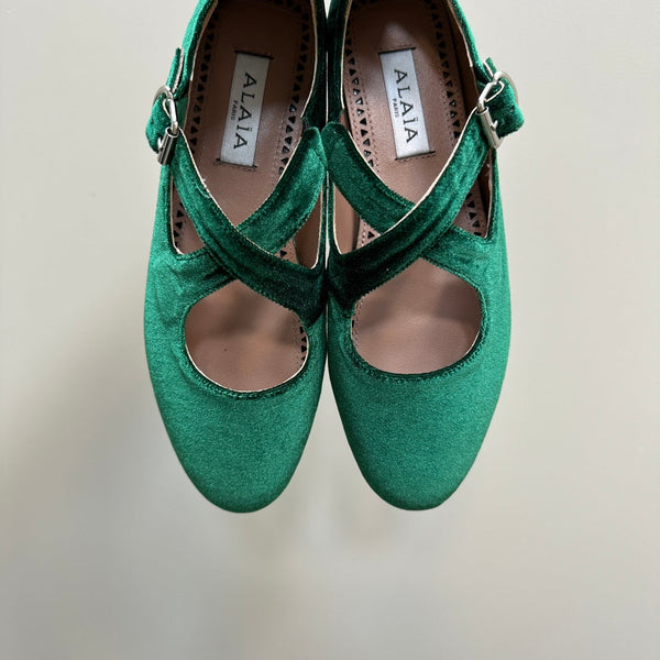 Alaila Criss Cross Ballet Flats In Dark Green Velvet 920787