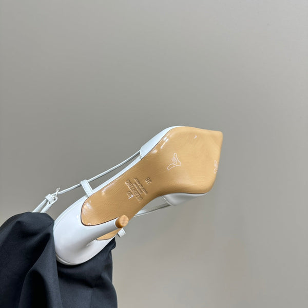 DÉCOLLETÉ SLINGBACK IN VERNICE BIANCA VLOGO SIGNATURUE 80MM