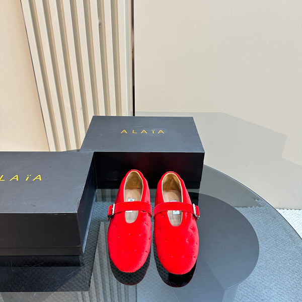 BALLERINE ALAIA IN VELLUTO ROSSO CILIEGIA