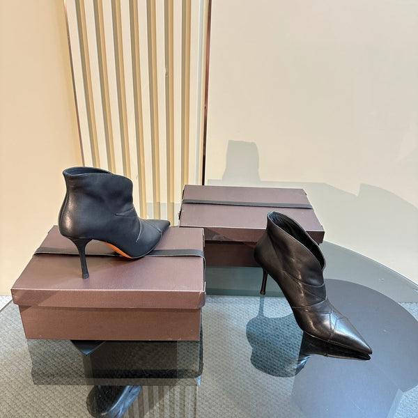 Alaila Heeled Ankle Boots 85mm In Black Cowhide 921036