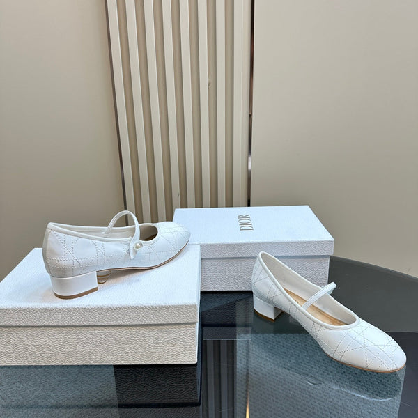 Ballerina CD in morbida pelle di vacchetta bianca