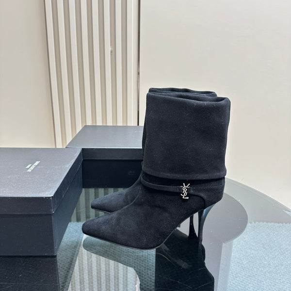 NIKI BOOTIES IN BLACK SUEDE