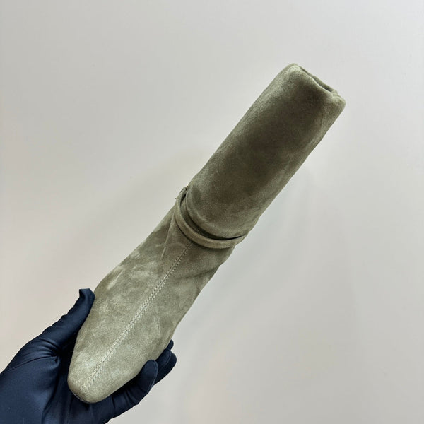 NIKI BOOTIES IN BASIL GREEN SUEDE