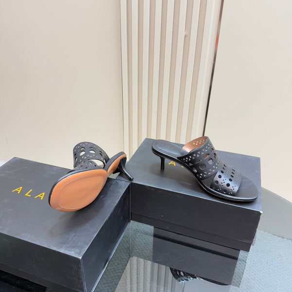 Alaia Vienne Cutout Kitten-Heel Slide Sandals Black Sheepskin 299661