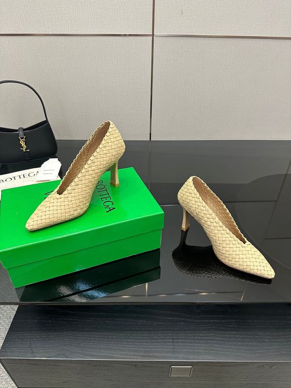 BV Sofia Pump 90mm Beige Intreccio leather 427648