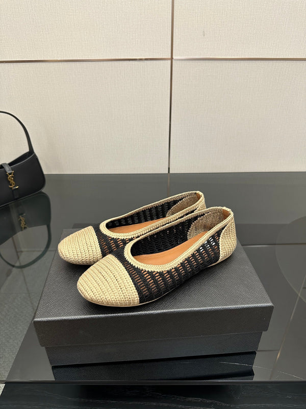 Alaia 2025 Ballet Flat Beige Black Raffia 433754