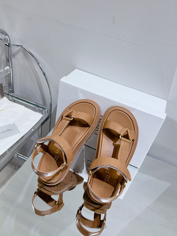 CD D-Wave Sandal In Brown Cowhide 100751