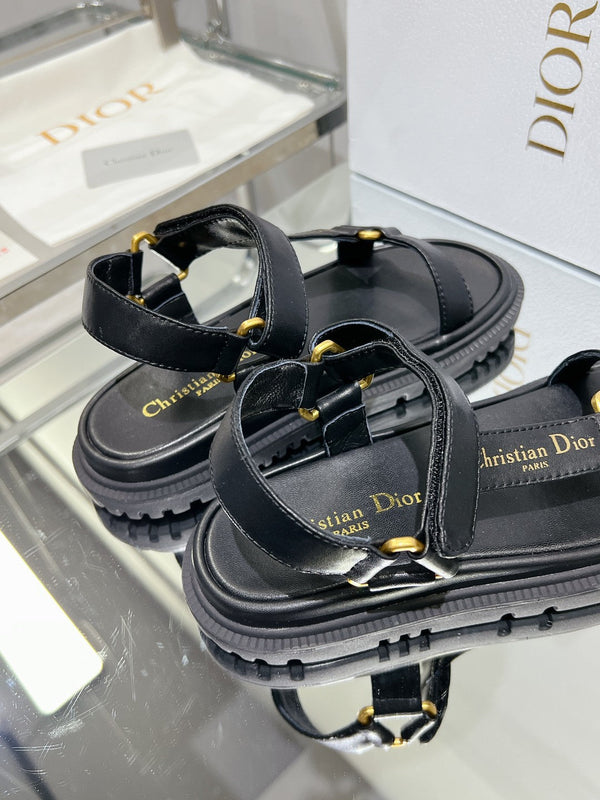 CD D-Wave Sandal In Black Cowhide 100755