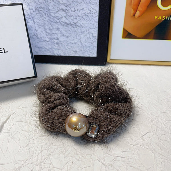 HAIR SCRUNCHIE BROWN WRINKLED FABRIC 151390