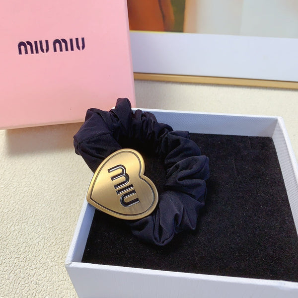 SCRUNCHIE WITH HEART ICON IN BLACK SPANDEX FABRIC 397152