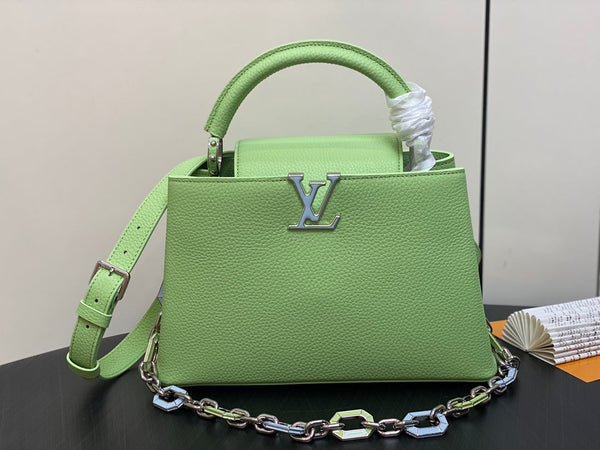 capucines mm 31.5 green taurillon leather turquoise silver hardware