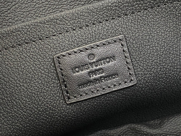 TOILETRY BAG 24 IN BLACK DAMIER GRAPHITE CANVAS