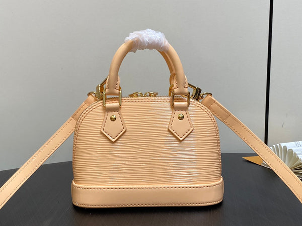 alma nano 18 beige epi calfskin