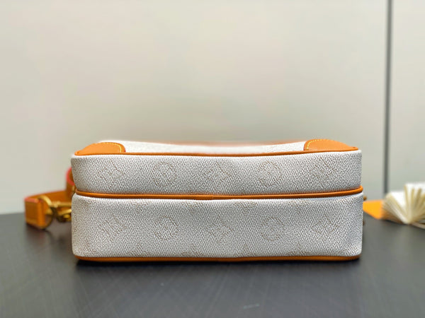 LV Nil 25cm Grey Brown Monogram Canvas