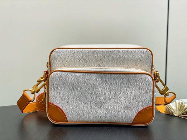 LV Nil 25cm Grey Brown Monogram Canvas