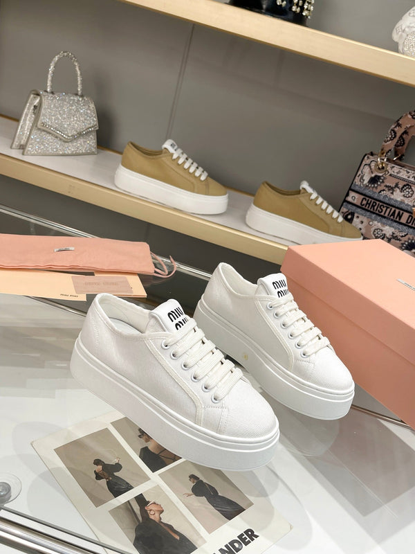 Miu Low Top Skateboard Shoes 50mm White Canvas Cowhide 456836