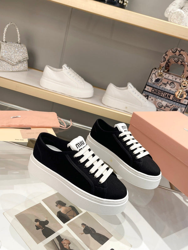 Miu Low Top Skateboard Shoes 50mm Black Canvas 456834