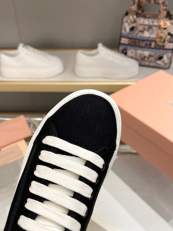 Miu Low Top Skateboard Shoes 50mm Black Canvas 456834