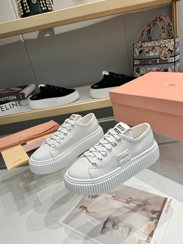 Miu logo-patch sneakers 45mm White Canvas 456833