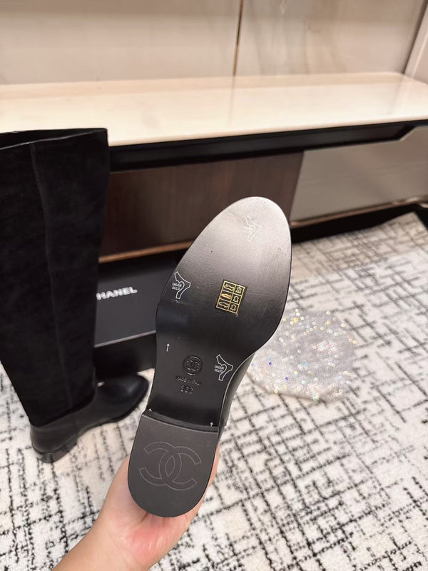 Chanel 25A Winter New Thigh Boots Black Cowhide Mix Suede 393520