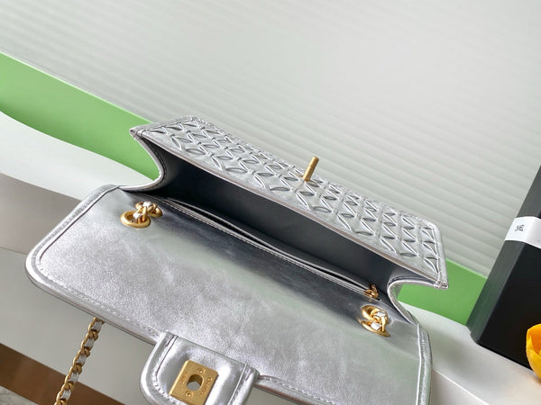 CC 25C Flap Bag 25cm Silver Metalic Quilted Lambskin