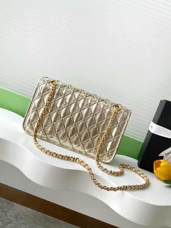 CC 25C Flap Bag 25cm Gold Metalic Quilted Lambskin