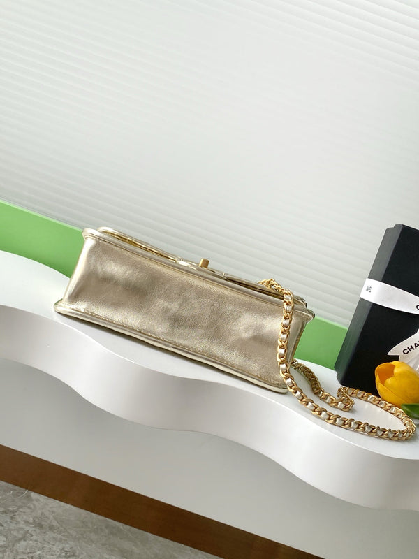 CC 25C Flap Bag 25cm Gold Metalic Quilted Lambskin