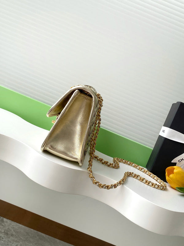 CC 25C Flap Bag 25cm Gold Metalic Quilted Lambskin