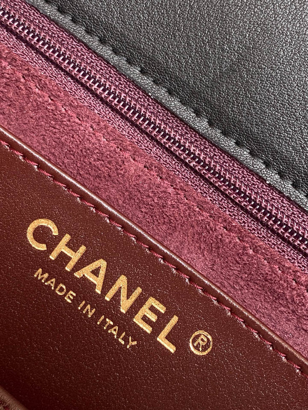 cc 25S Vintage Flap Bag 28cm Top Handle Black Calfskin