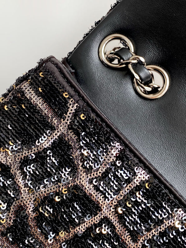 cc 25S Flap Bag 21cm Black Silver Sequin Calfskin