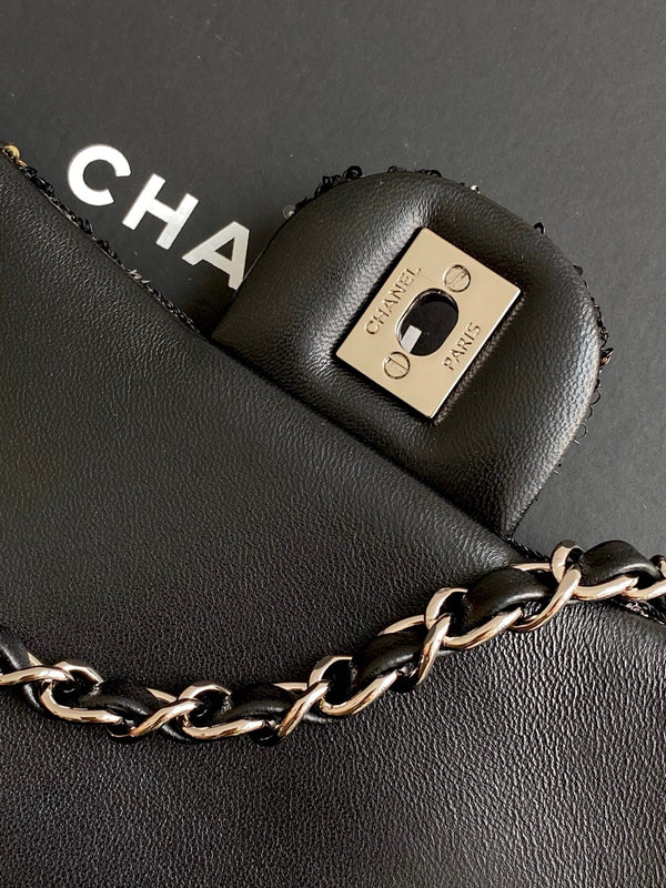 cc 25S Flap Bag 21cm Black Silver Sequin Calfskin