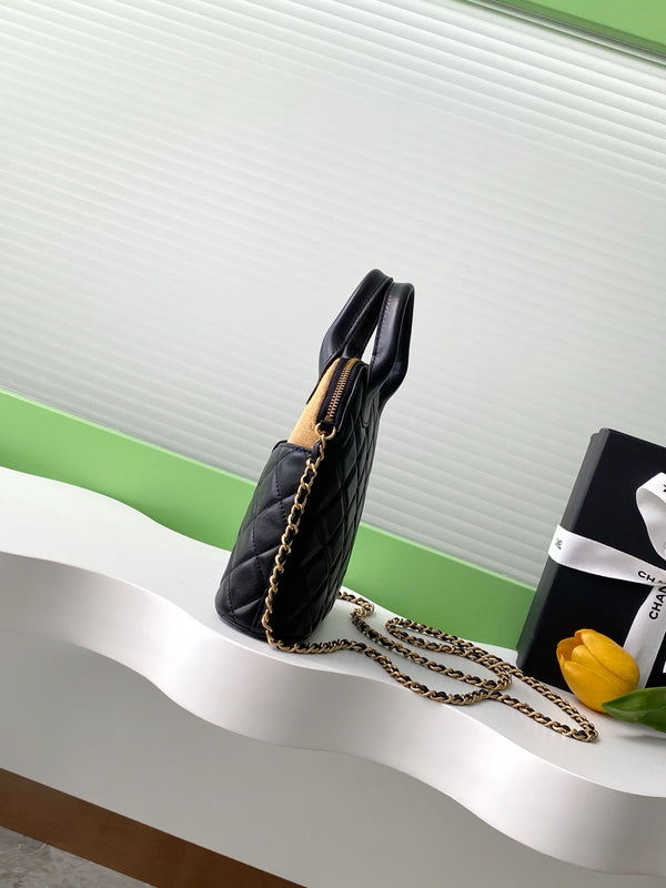 CC 25A Clutch With Chain 18cm Beige Suede Black Calfskin