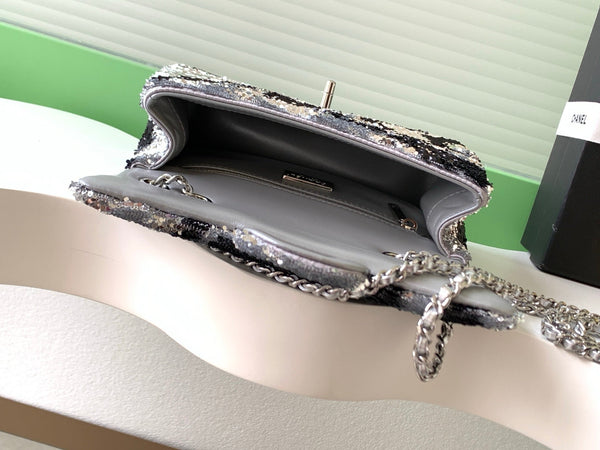 CC 2025 Flap Bag Black Silver Sequin 298201