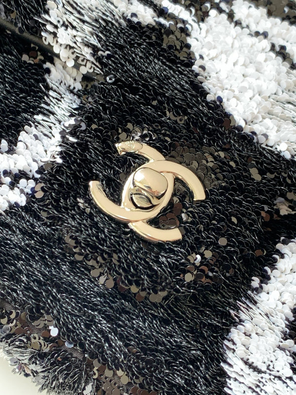 CC 2025 Flap Bag Black White Sequin 298200