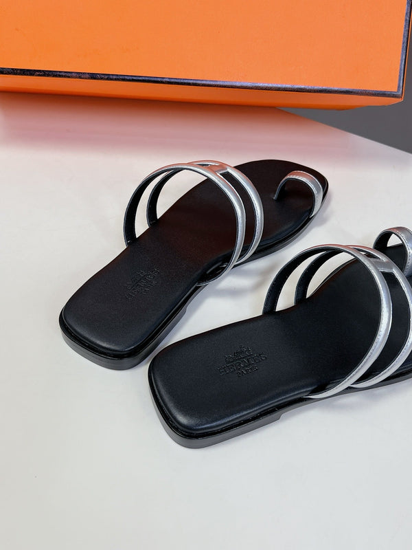 Sandali Georgia in pelle di vitello nera e argento