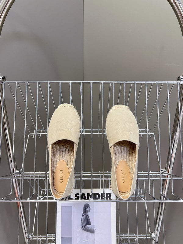 LOAFER IN OAT TAN SUEDE AND WOVEN RAFFIA