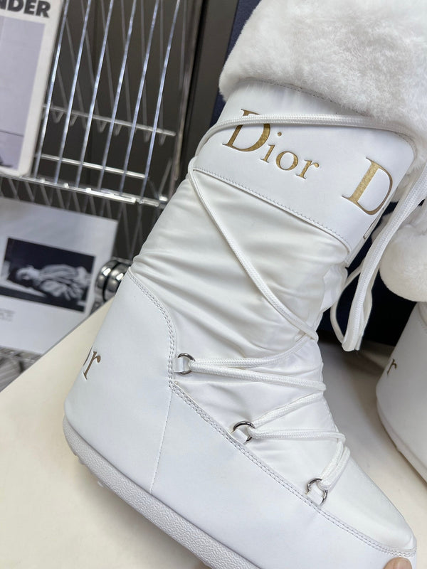 CD Short Boots 60mm In White Cowhide With Feather 989719