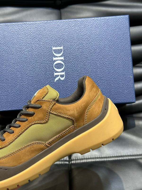 CD & TRAVIS SCOTT SNEAKER BRONZE SUEDE