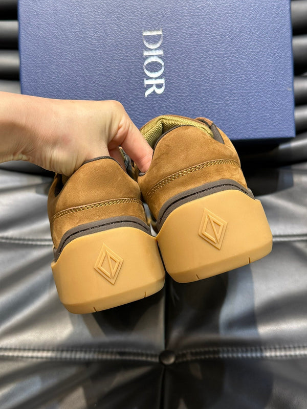 CD & TRAVIS SCOTT SNEAKER BRONZE SUEDE