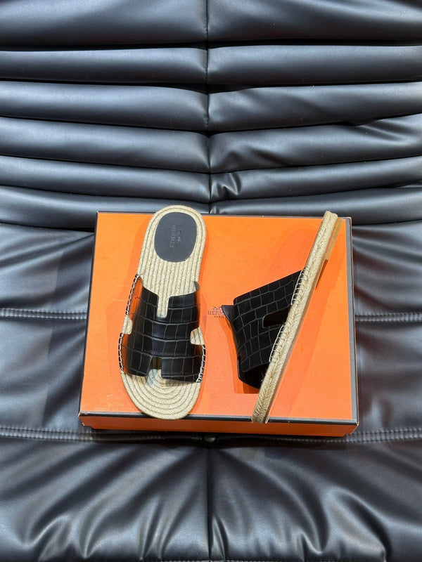 HM ANTIGUA ESPADRILLE SANDAL BLACK CALFSKIN WITH CROCODILE MOTIF