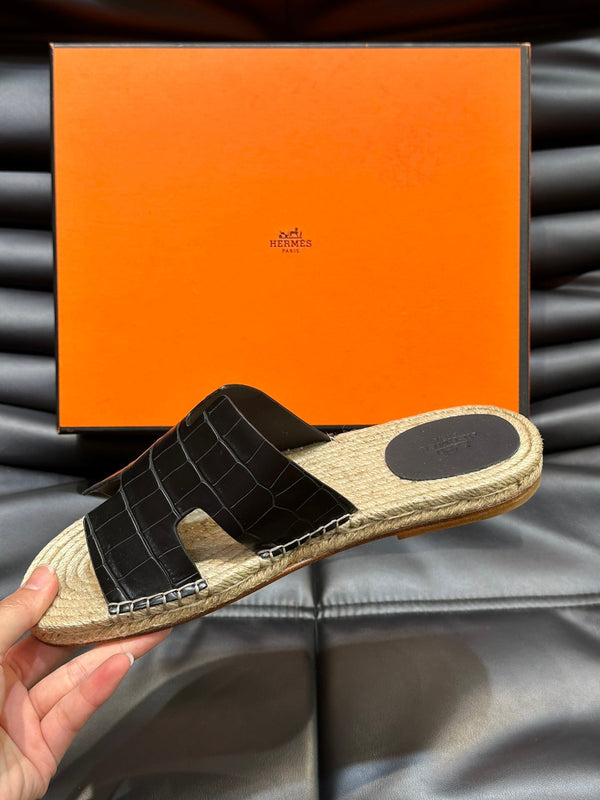 HM ANTIGUA ESPADRILLE SANDAL BLACK CALFSKIN WITH CROCODILE MOTIF