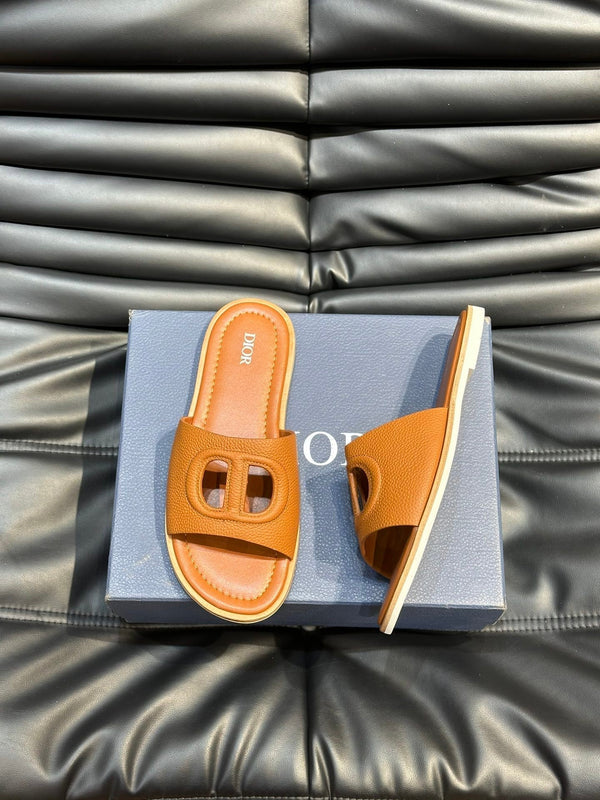 CD D-CLUB SLIDE SLIPPER TIGER GRAINED CALFSKIN