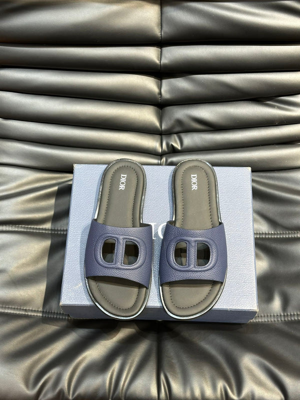 CD D-CLUB SLIDE SLIPPER NAVY GRAINED CALFSKIN